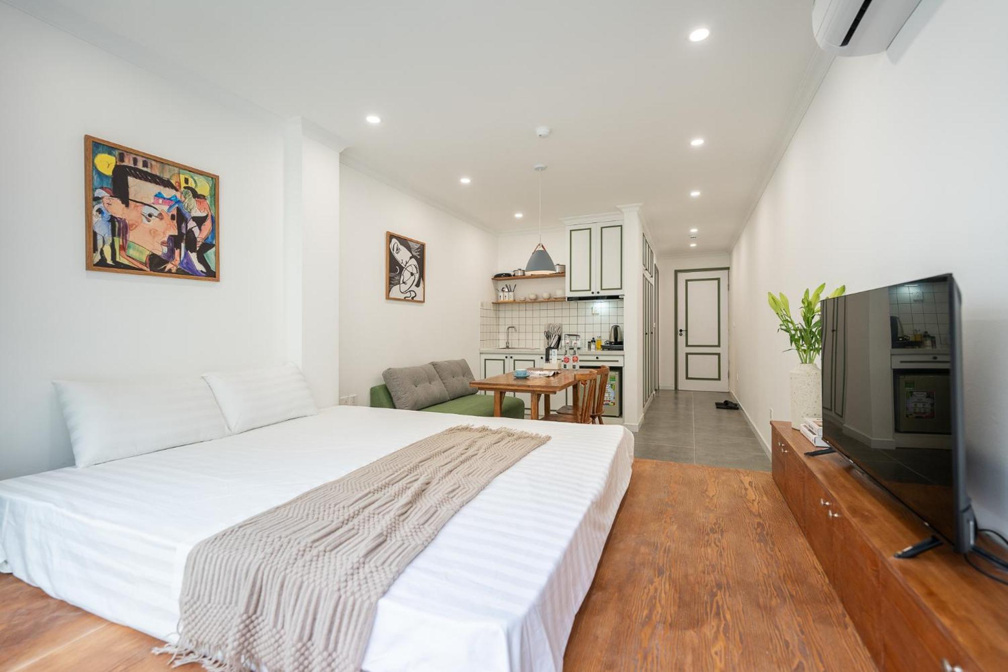 Location/Big Group/Private Villa With Pool And Kitchen Hanoi Buitenkant foto