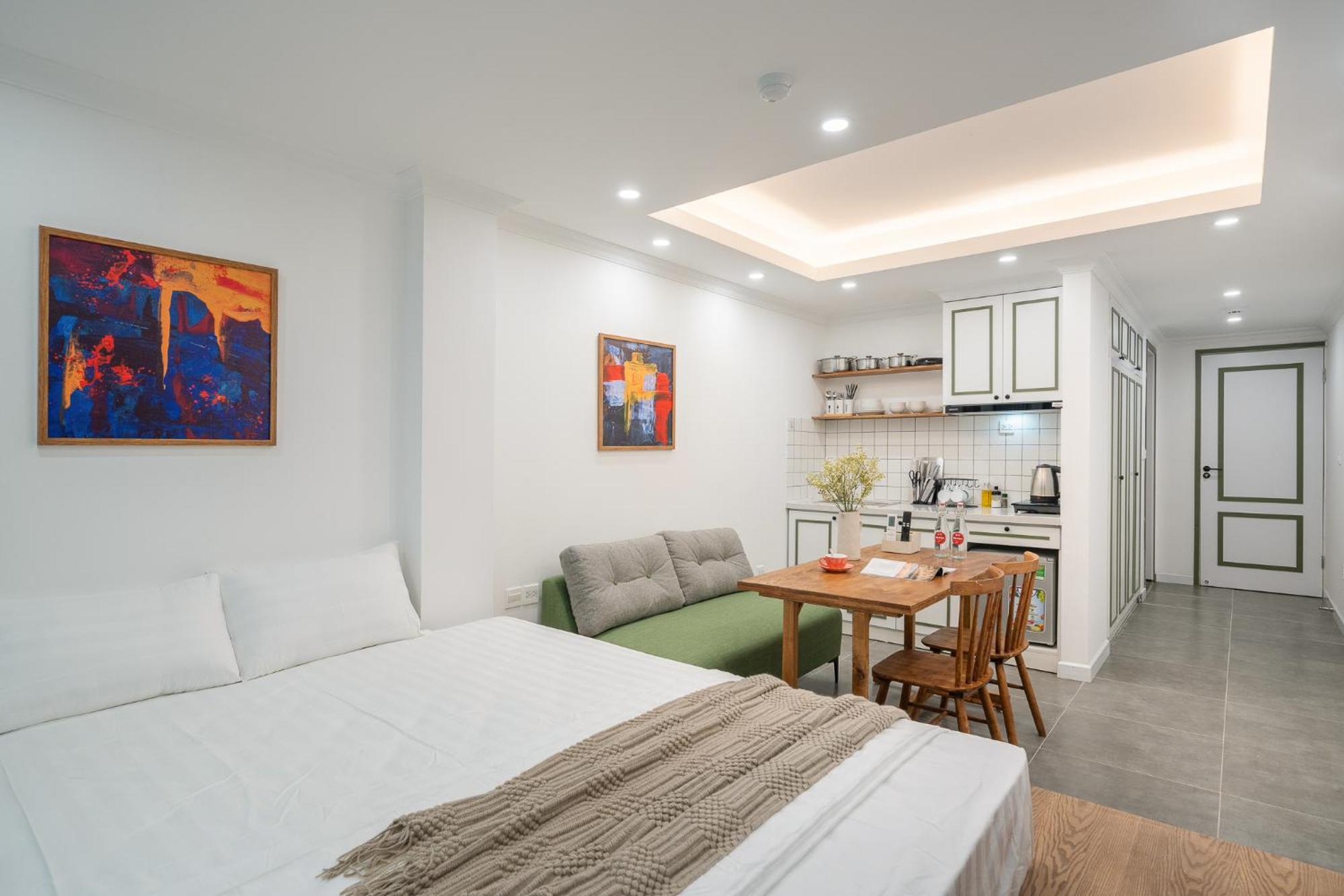 Location/Big Group/Private Villa With Pool And Kitchen Hanoi Buitenkant foto