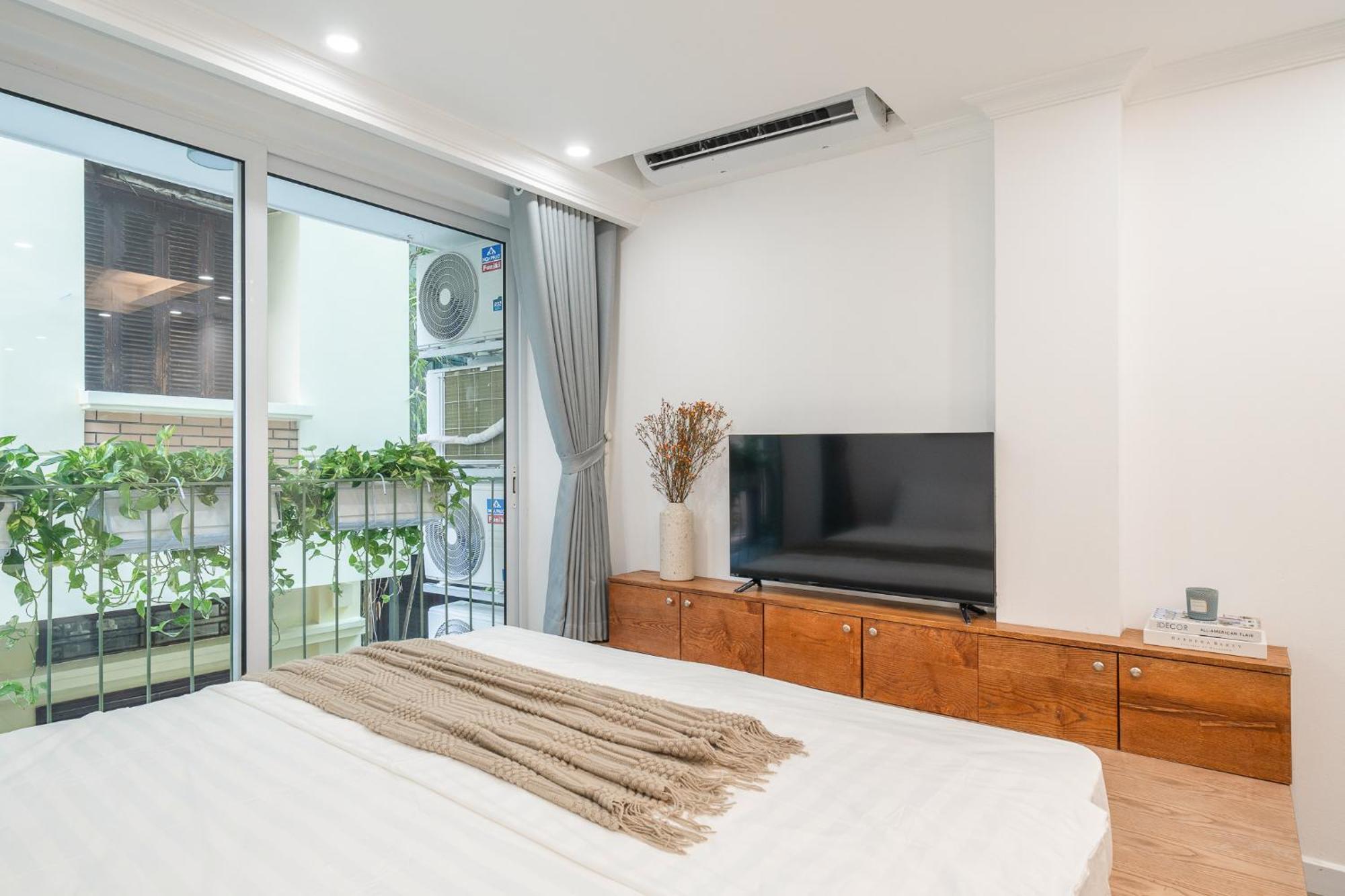 Location/Big Group/Private Villa With Pool And Kitchen Hanoi Buitenkant foto