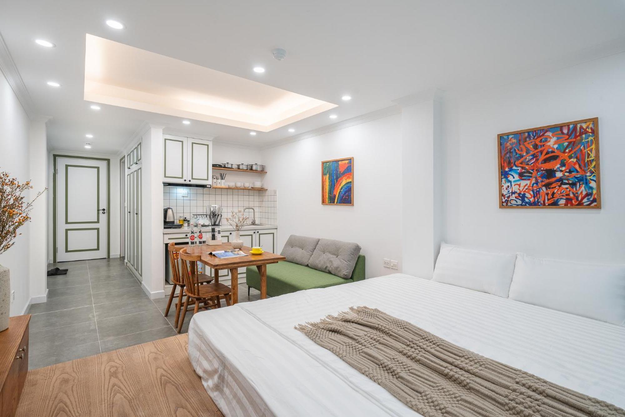 Location/Big Group/Private Villa With Pool And Kitchen Hanoi Buitenkant foto